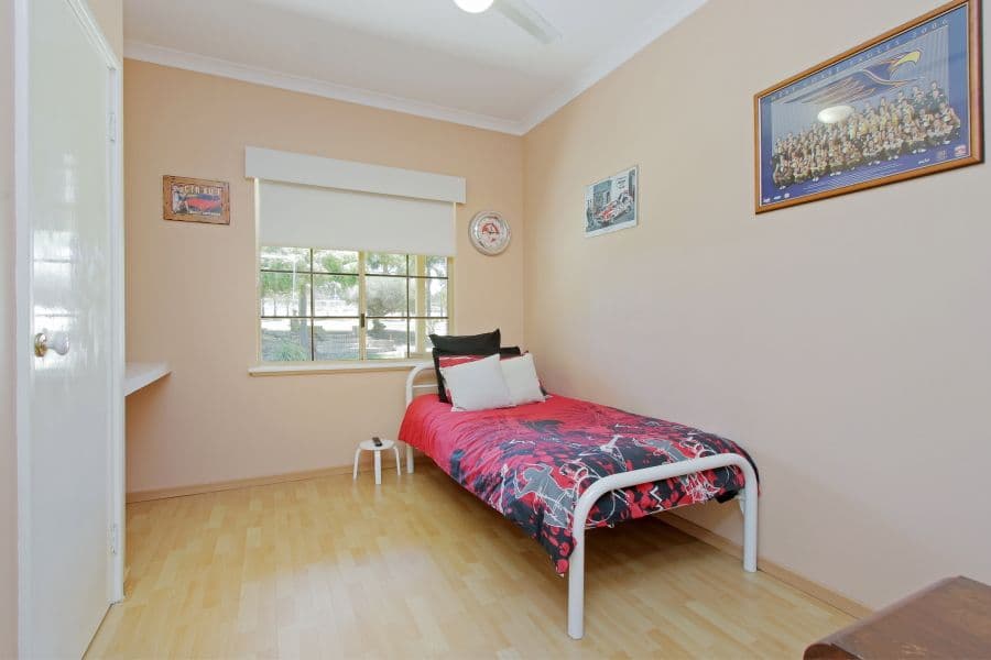 598 Neaves Road, MARIGINIUP WA 6078, Mariginiup - Thumbnail 8
