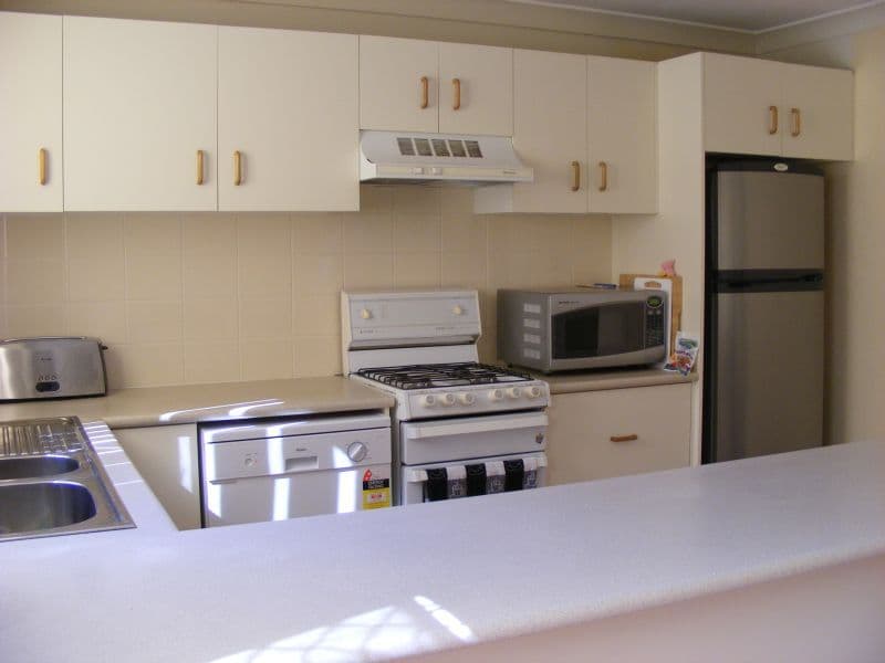 17 Hillcrest Street, WOLLONGONG NSW 2500, Wollongong - Thumbnail 4