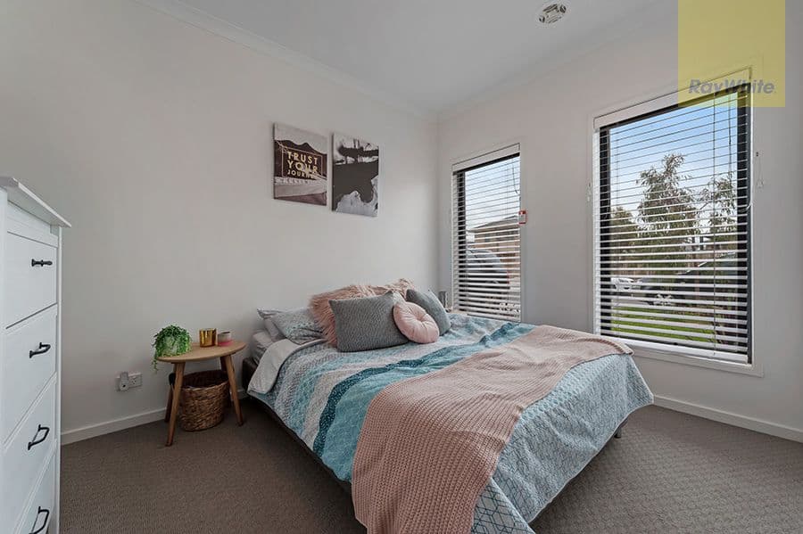 31 Yarradale Drive, Mickleham VIC 3064, Mickleham - Thumbnail 5