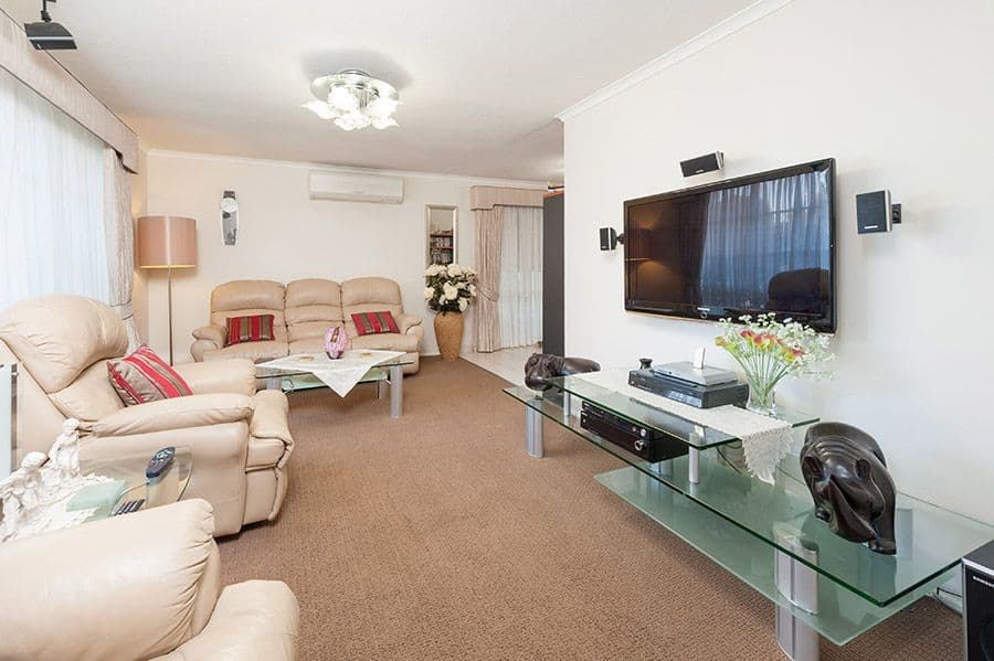 4 Milburn Place, Craigieburn VIC 3064, Craigieburn - Thumbnail 6