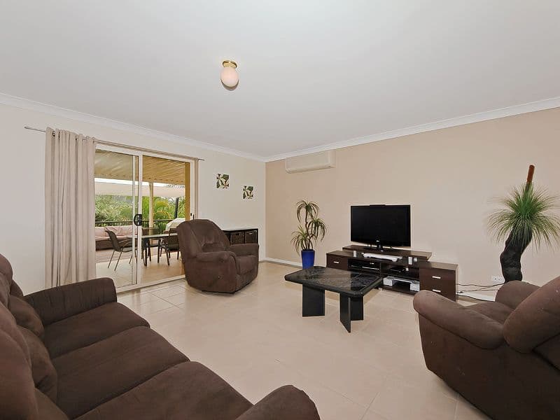 7 Stanfield Drive, UPPER COOMERA QLD 4209, Upper Coomera - Thumbnail 3
