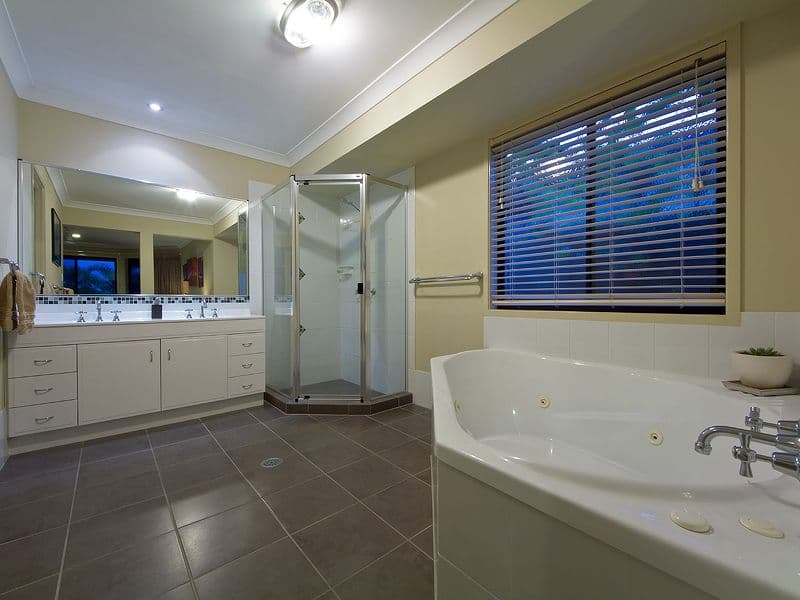 100 Bridie Drive, UPPER COOMERA QLD 4209, Upper Coomera - Thumbnail 5