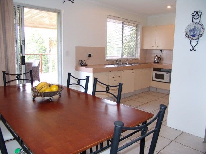 82 Kallista Road, ROCHEDALE SOUTH QLD 4123, Rochedale South - Thumbnail 6