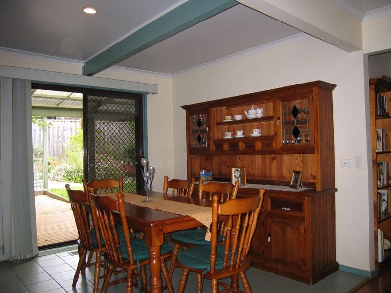 8 Chalmers Grove, UPPER FERNTREE GULLY VIC 3156, Upper Ferntree Gully - Thumbnail 4