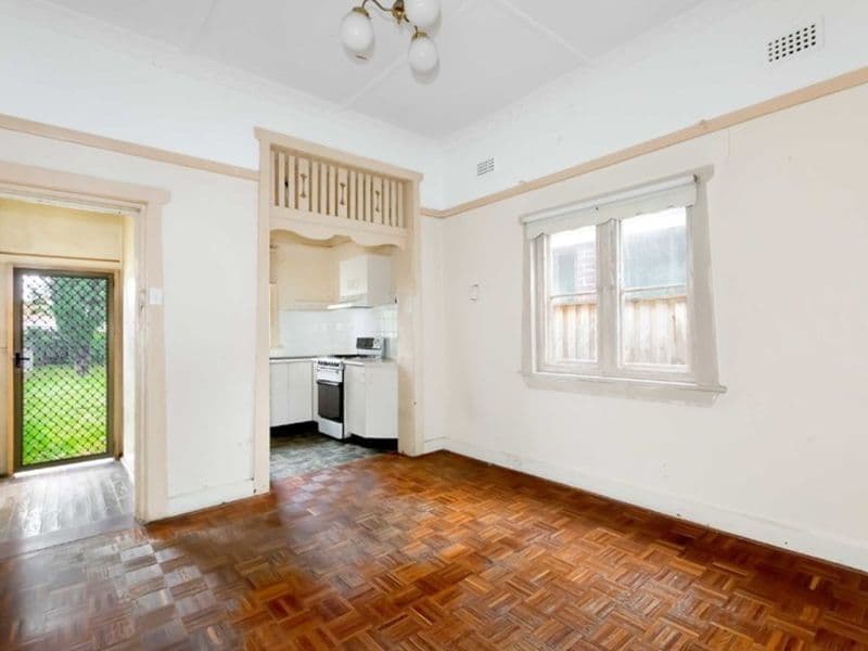 9 Lorraine Street, North Strathfield - Thumbnail 7