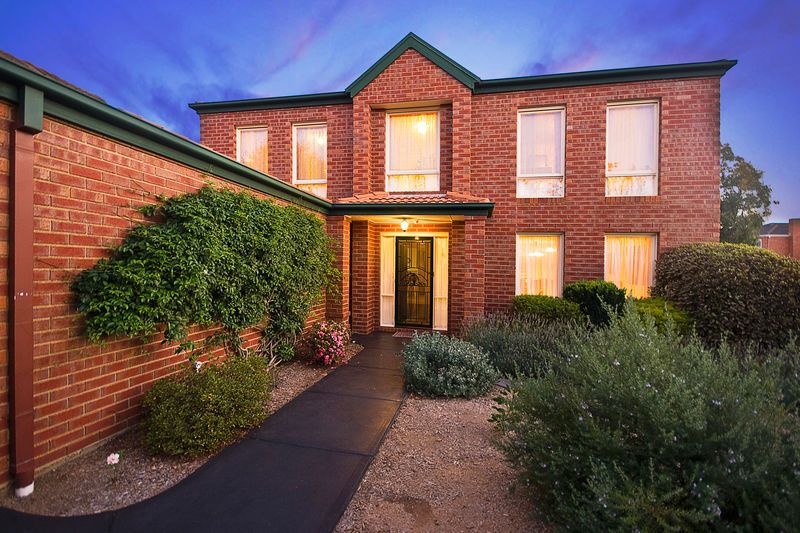 10 Dorothea Mackellar Avenue, OAKLEIGH EAST VIC 3166, Oakleigh East - Thumbnail 2
