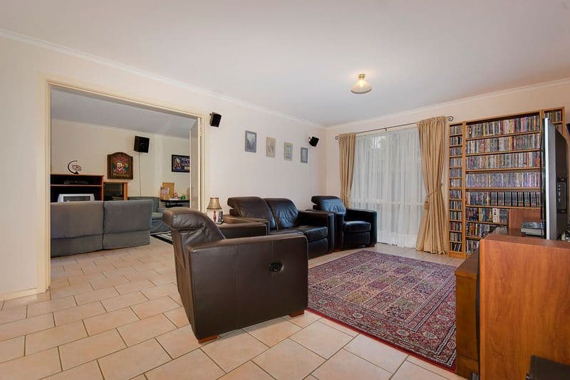 10 Dorothea Mackellar Avenue, OAKLEIGH EAST VIC 3166, Oakleigh East - Thumbnail 5