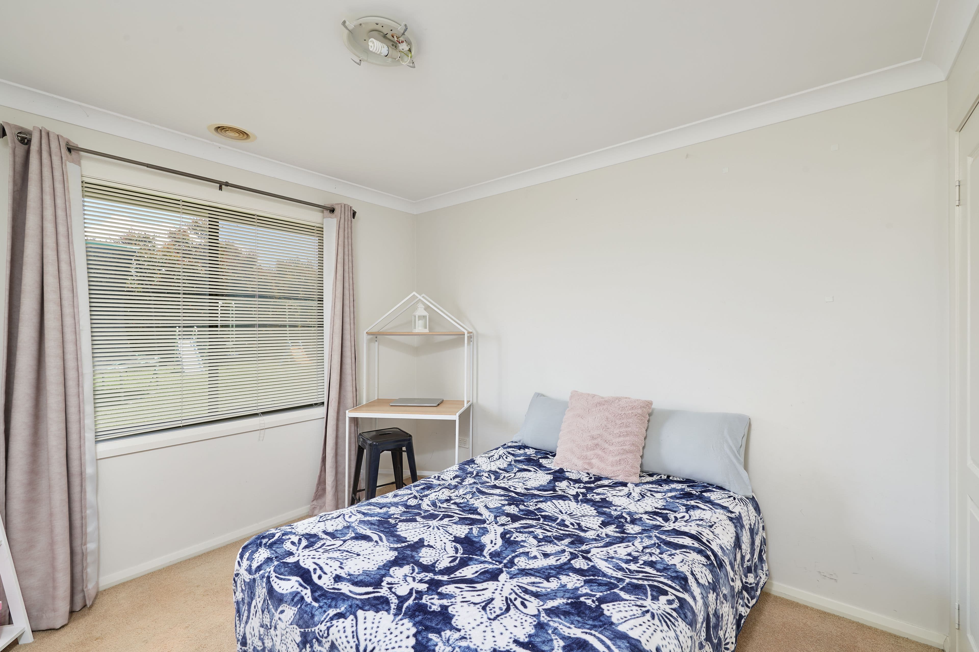13 Bindari Avenue, Glenfield Park NSW 2650, Glenfield Park - Thumbnail 7