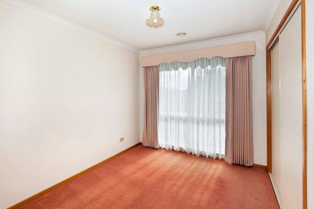 212 Clayton Street, Canadian VIC 3350, Canadian - Thumbnail 5
