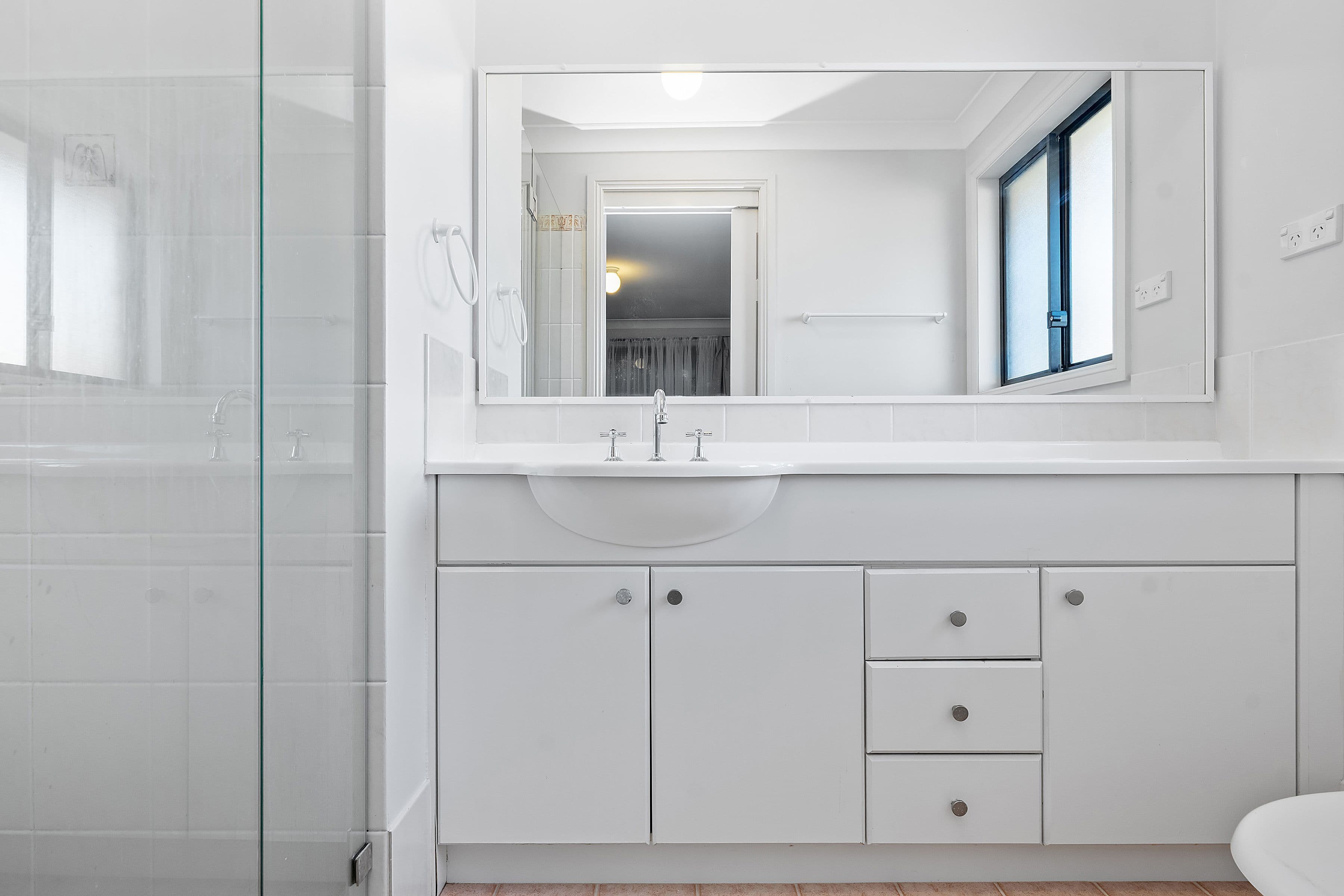 16 Beauty Point Road, Morisset NSW 2264, Morisset - Thumbnail 6