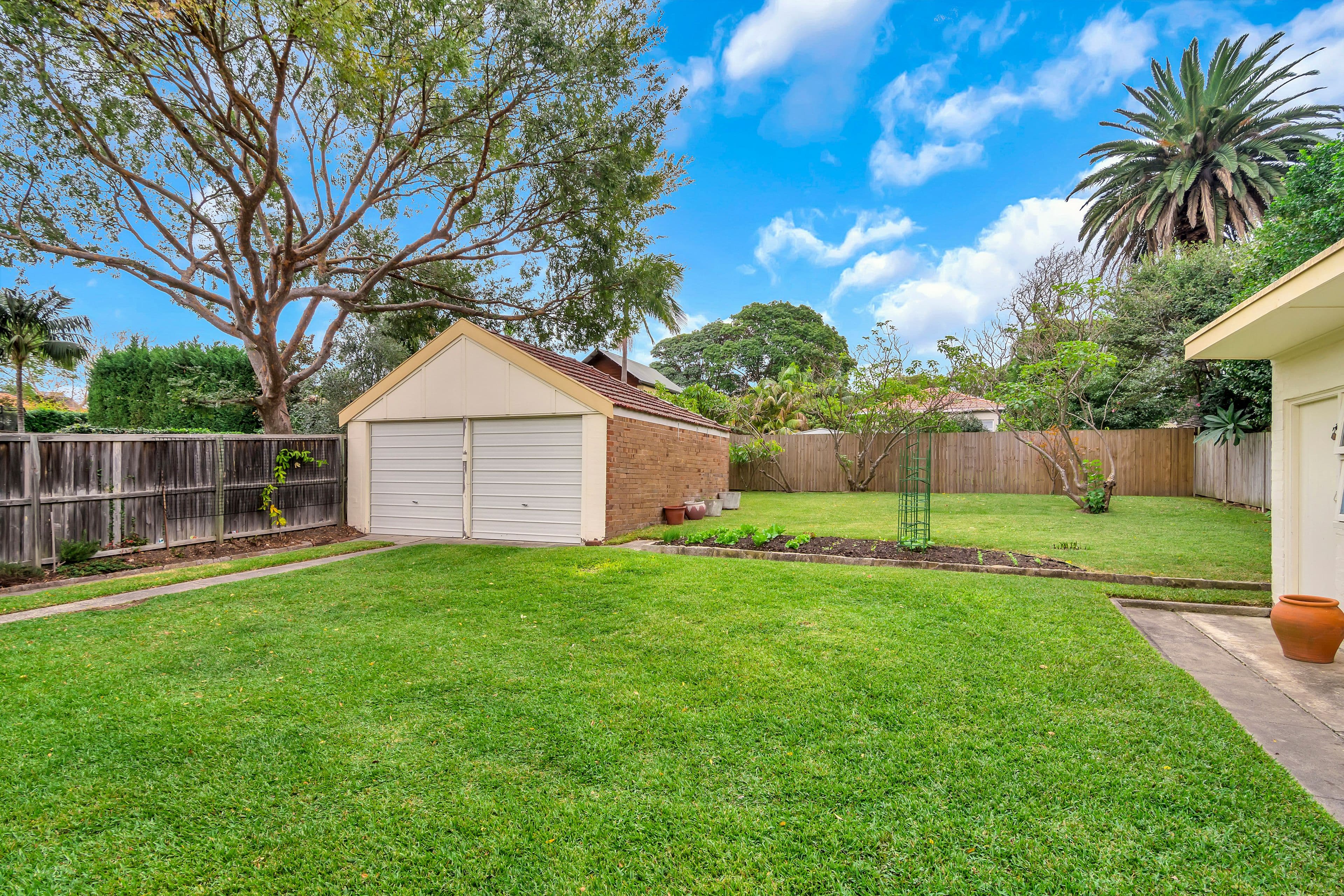 203/4 Littlewood Street, Hampton, Hampton - Image 1