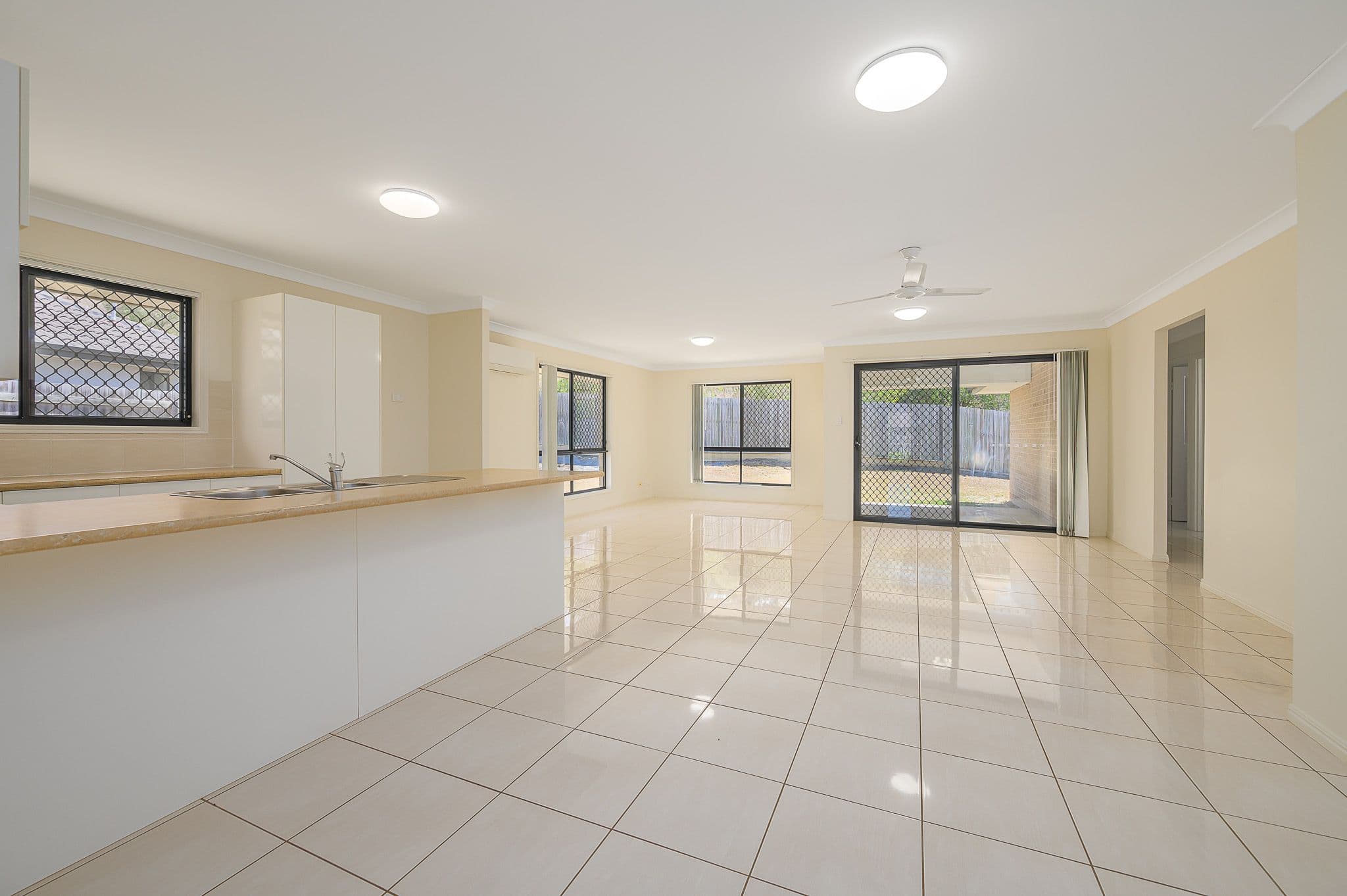 30 Briffney Street, Kirkwood QLD 4680, Kirkwood - Thumbnail 6