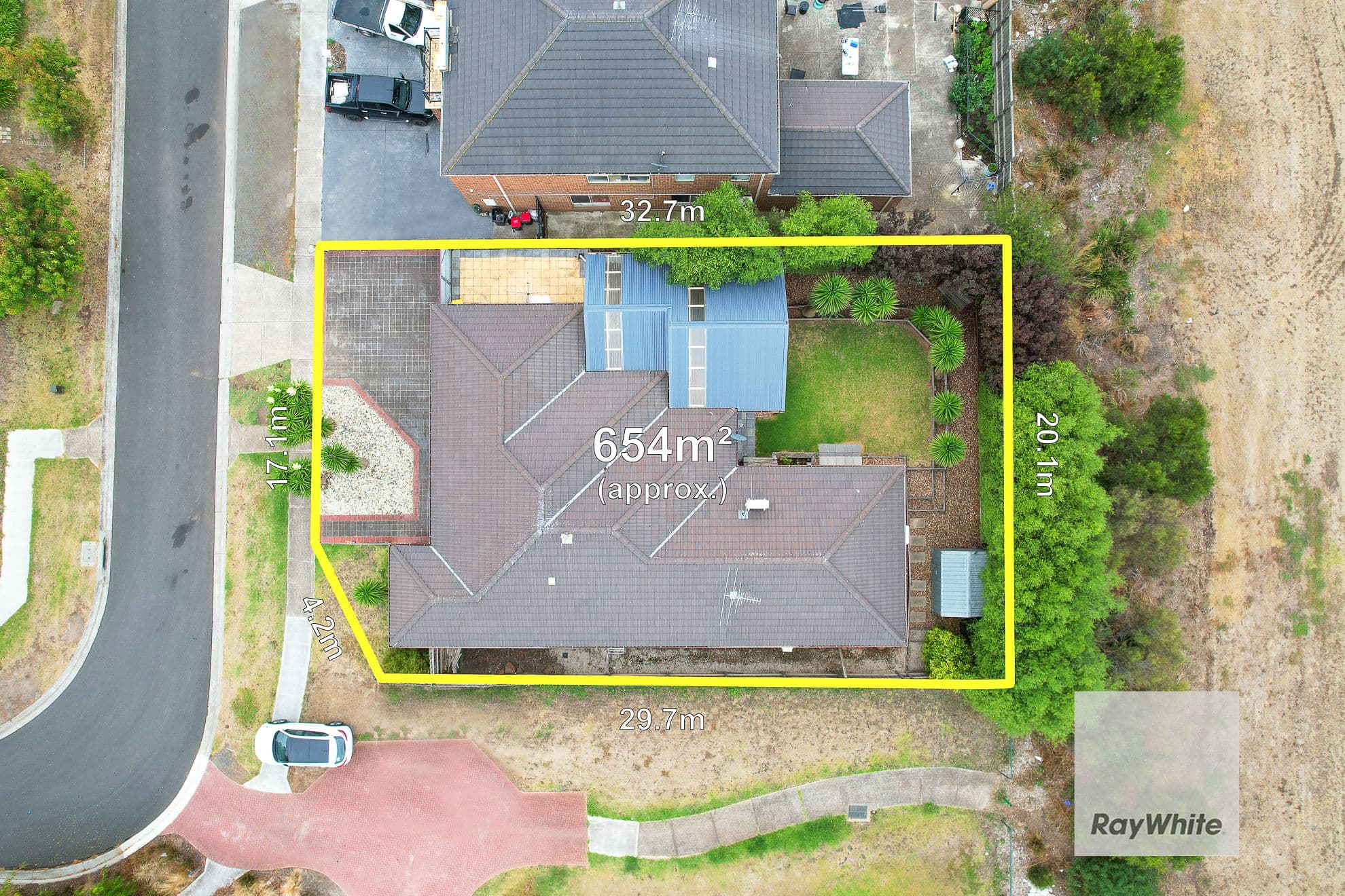 40 Kanmore Crescent, Hillside VIC 3037, Hillside - Thumbnail 3