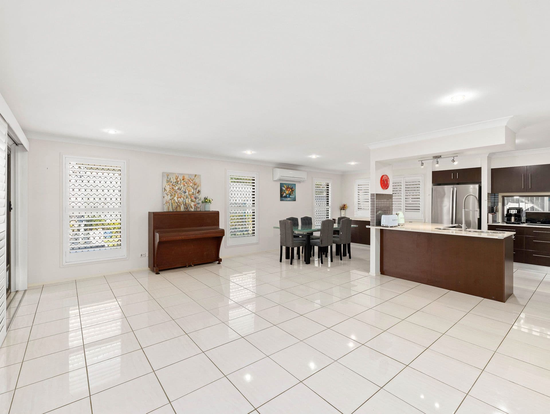 8 Kennedia Court, North Lakes QLD 4509, North Lakes - Thumbnail 7
