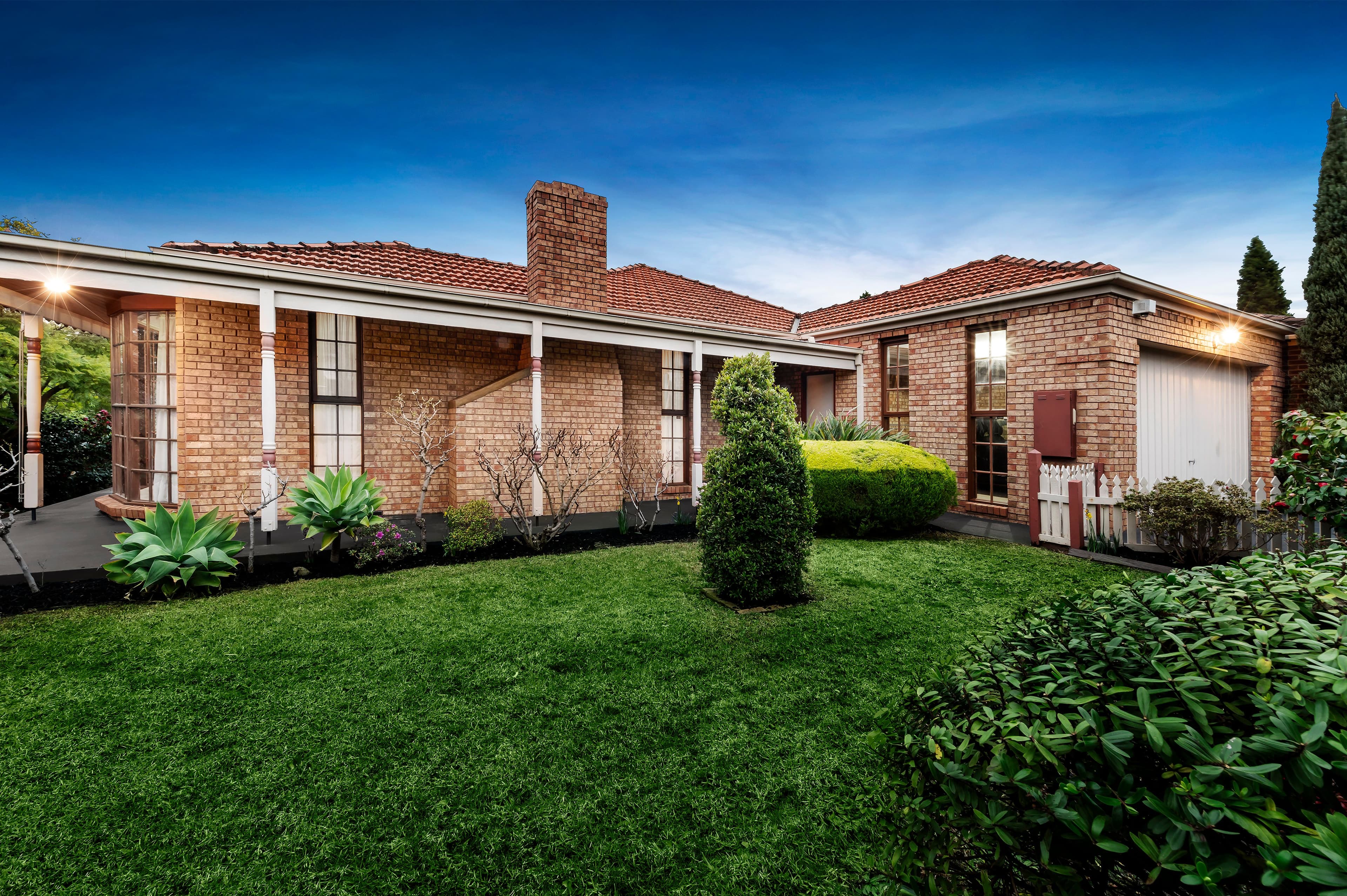 1 Wakley Crescent, Wantirna South VIC 3152, Wantirna South - Thumbnail 2