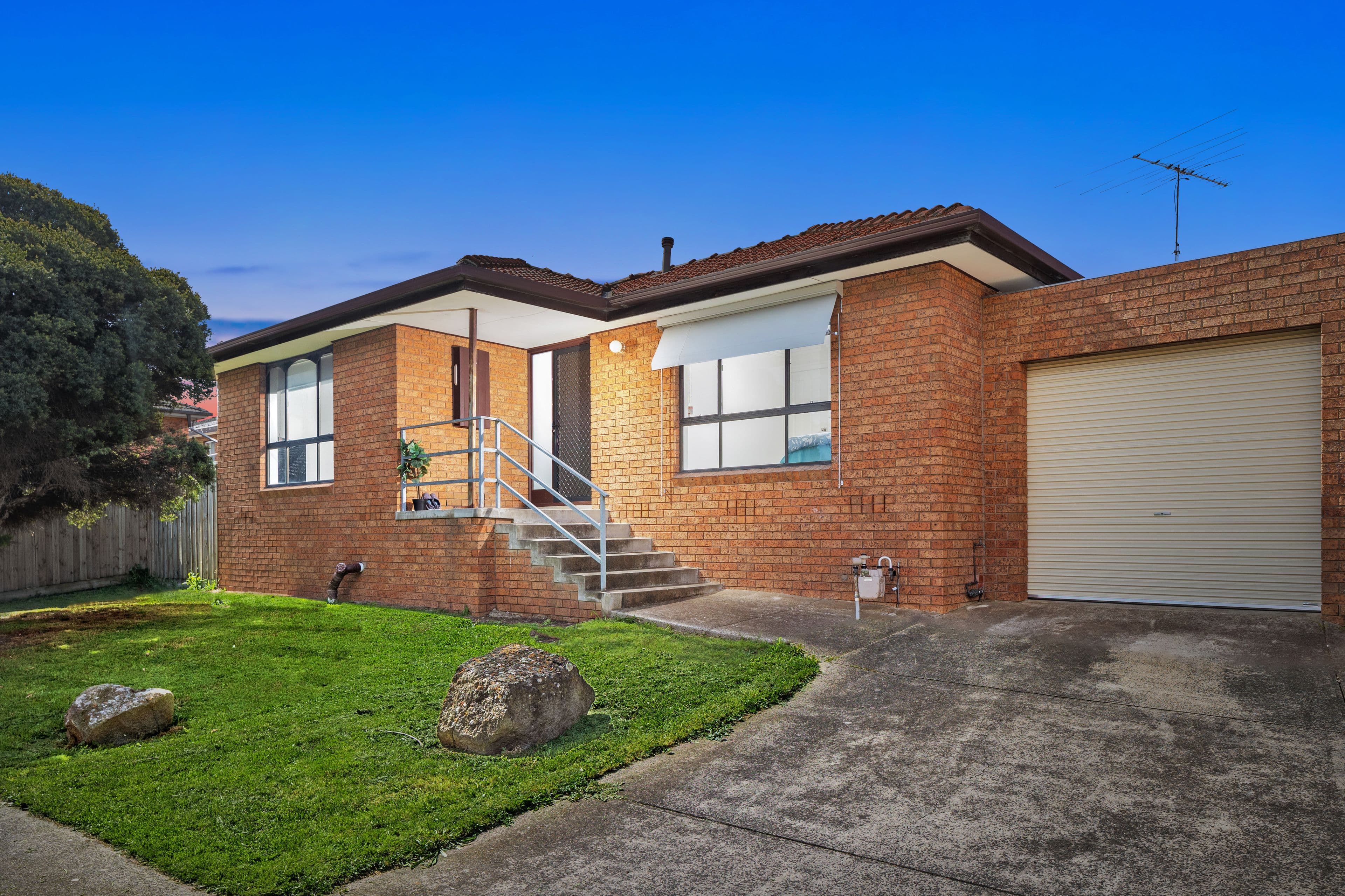 8 Lois Court, Thomastown VIC 3074, Thomastown - Image 1