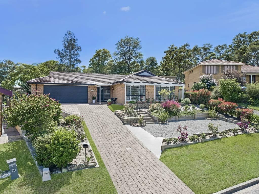 32 Haynes Avenue, Eleebana NSW 2282, Eleebana - Image 1