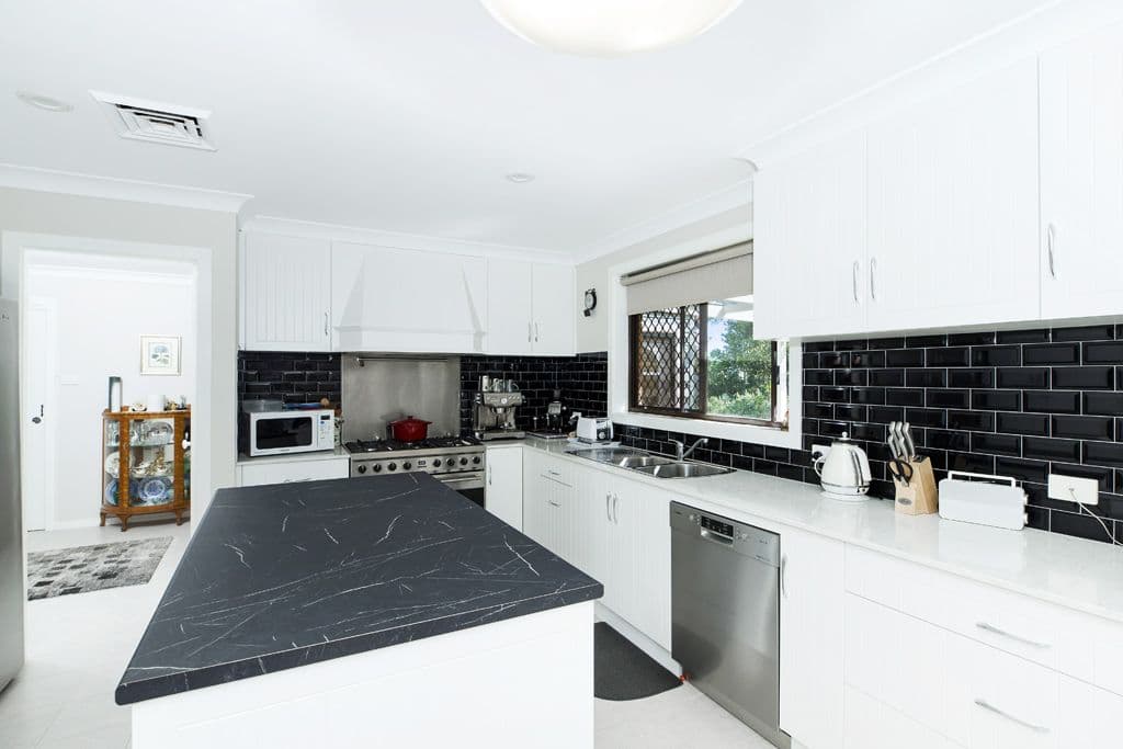 32 Haynes Avenue, Eleebana NSW 2282, Eleebana - Thumbnail 6