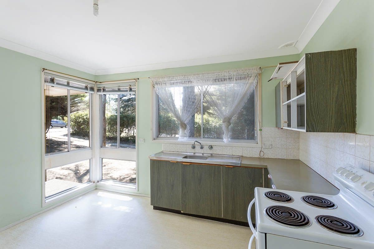 324 Blaxland Road, WENTWORTH FALLS NSW 2782, Wentworth Falls - Thumbnail 8