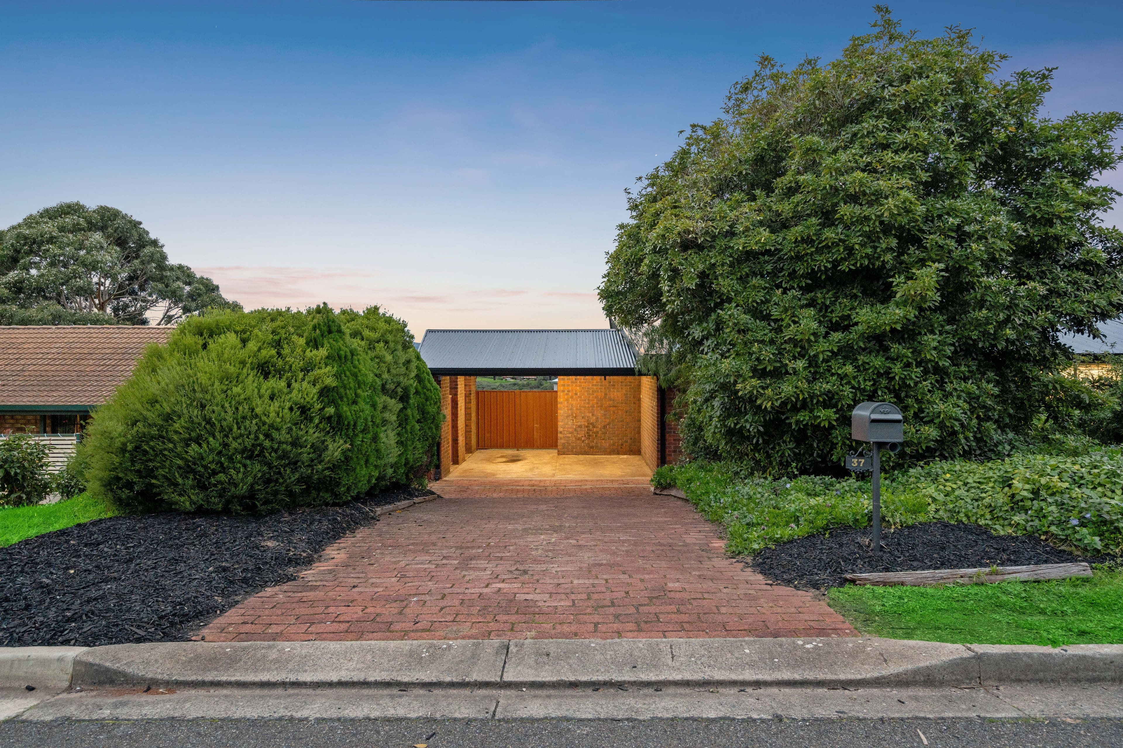 37 Bellavista Road, Flagstaff Hill SA 5159, Flagstaff Hill - Thumbnail 3
