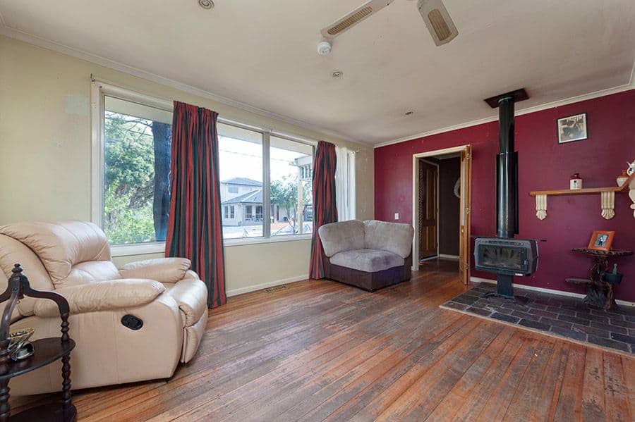 39 Katrina Drive, Gladstone Park VIC 3043, Gladstone Park - Thumbnail 2