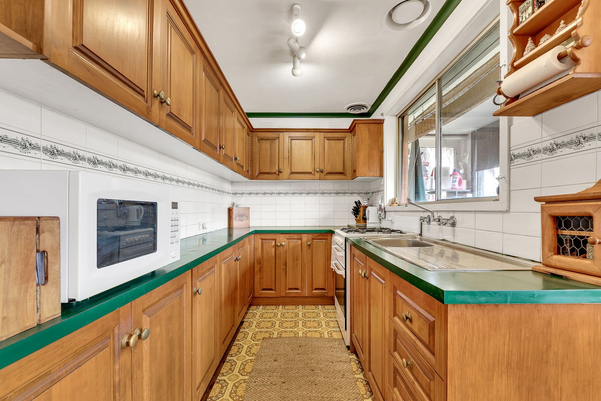 8 Durham Court, Corio VIC 3214, Corio - Thumbnail 3