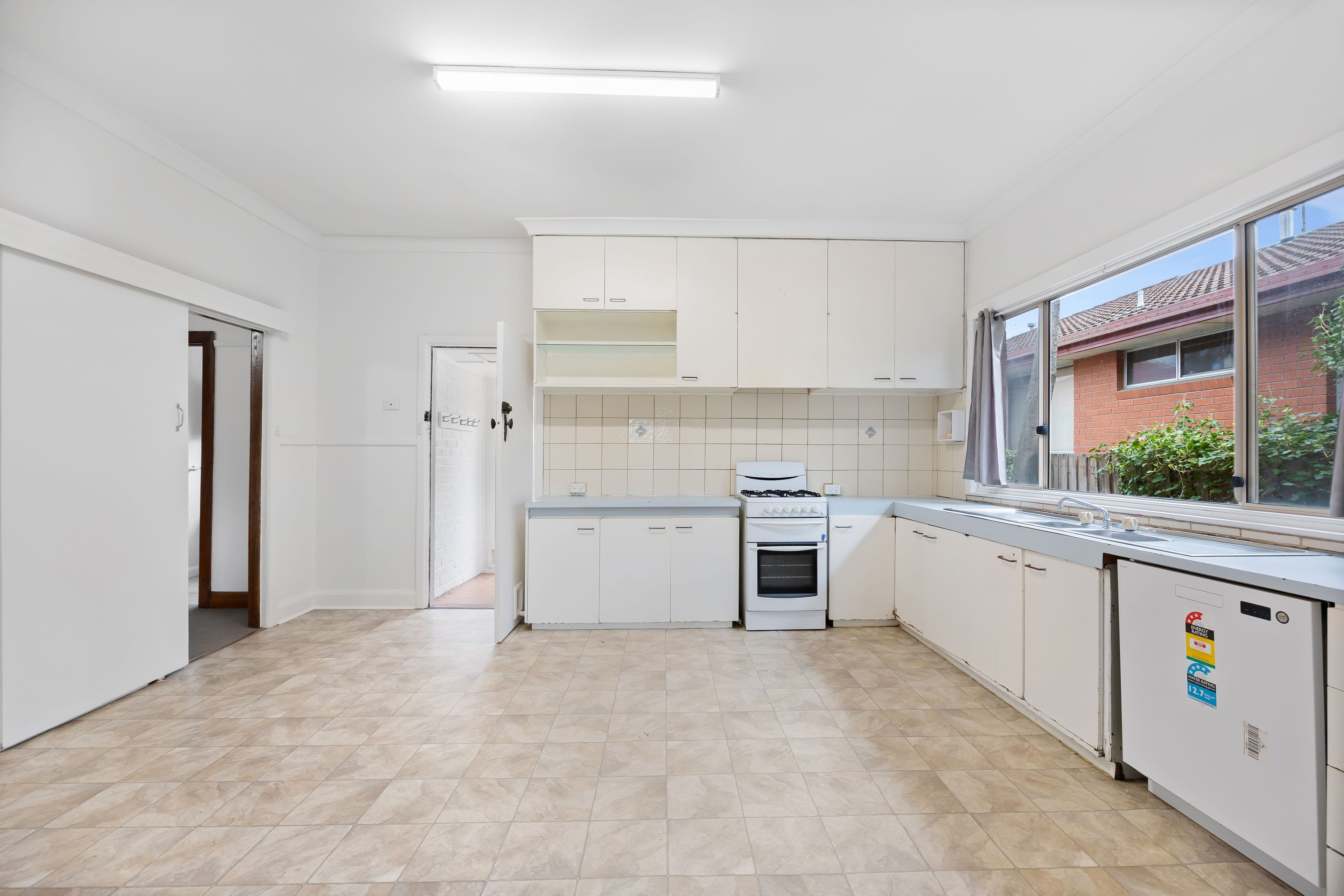 11 Winter Street, Redan VIC 3350, Redan - Thumbnail 2
