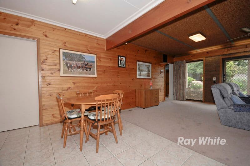 17 Mingana Road, WANTIRNA SOUTH VIC 3152, Wantirna South - Thumbnail 4