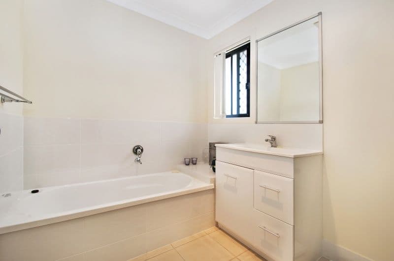 5 Wallis Circuit, North Lakes QLD 4509, North Lakes - Thumbnail 5