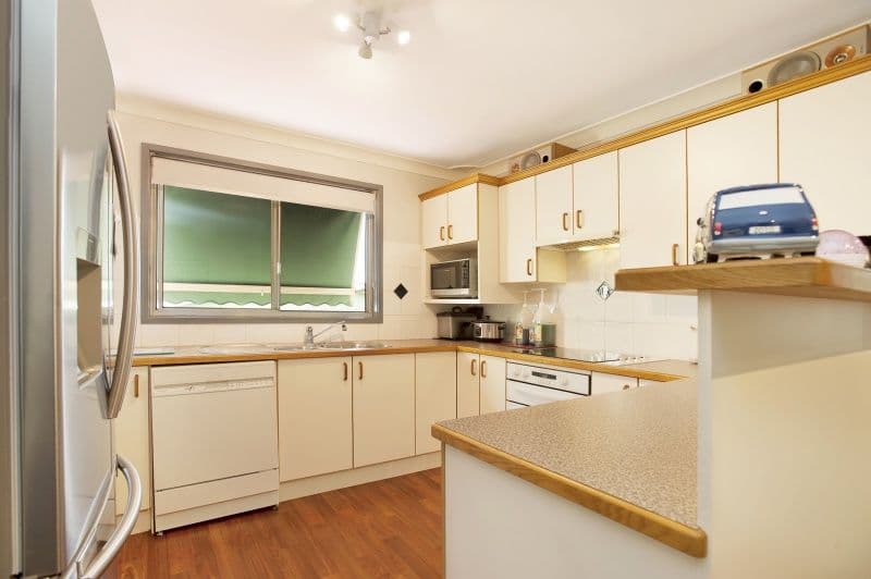 10 Wren Close, THORNTON NSW 2322, Thornton - Thumbnail 4