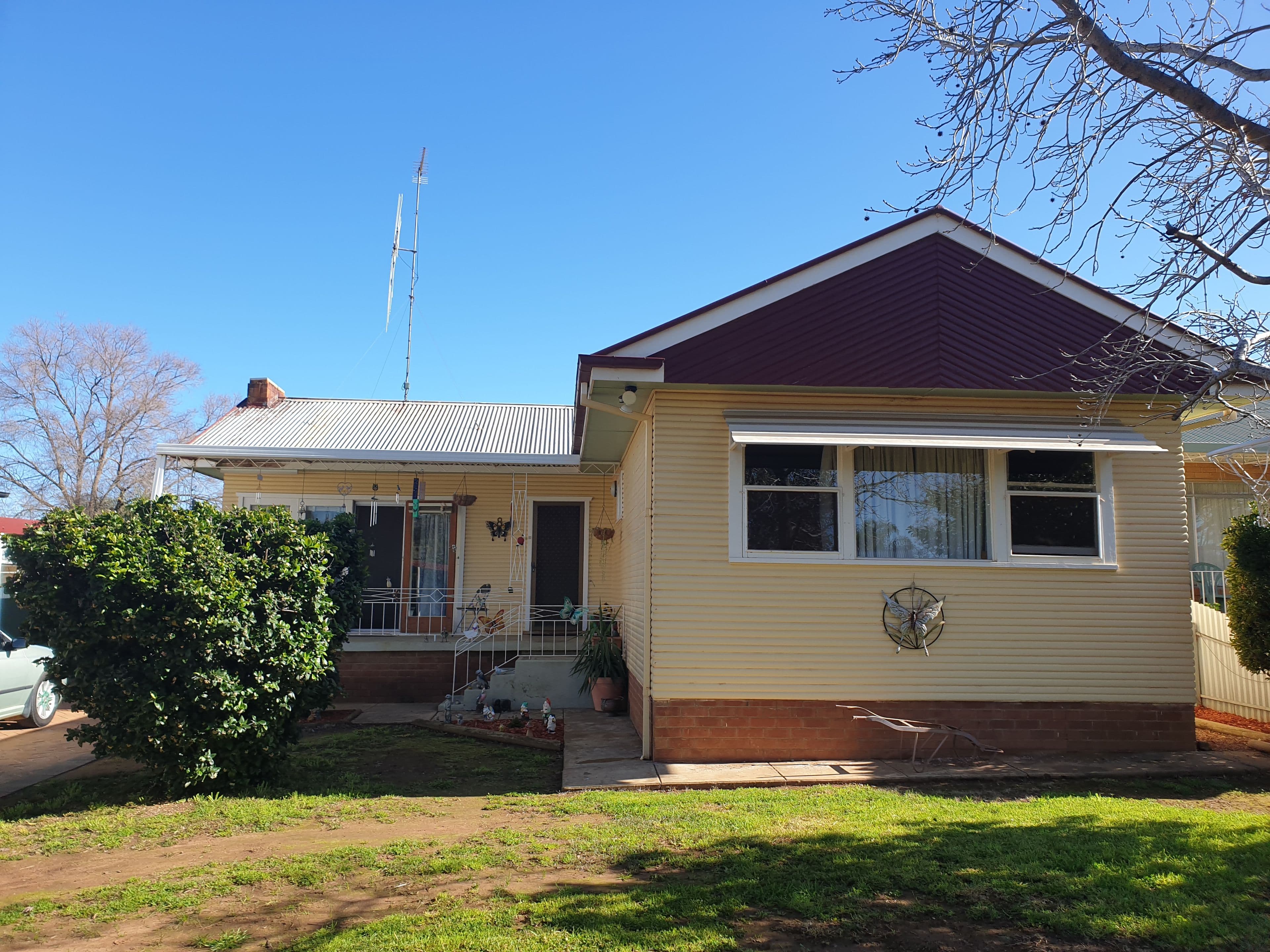 8 Moon Crescent, Parkes NSW 2870, Parkes - Image 1