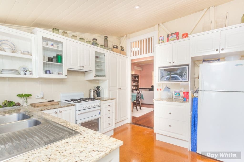 26 Swan Terrace, WINDSOR QLD 4030, Windsor - Thumbnail 6