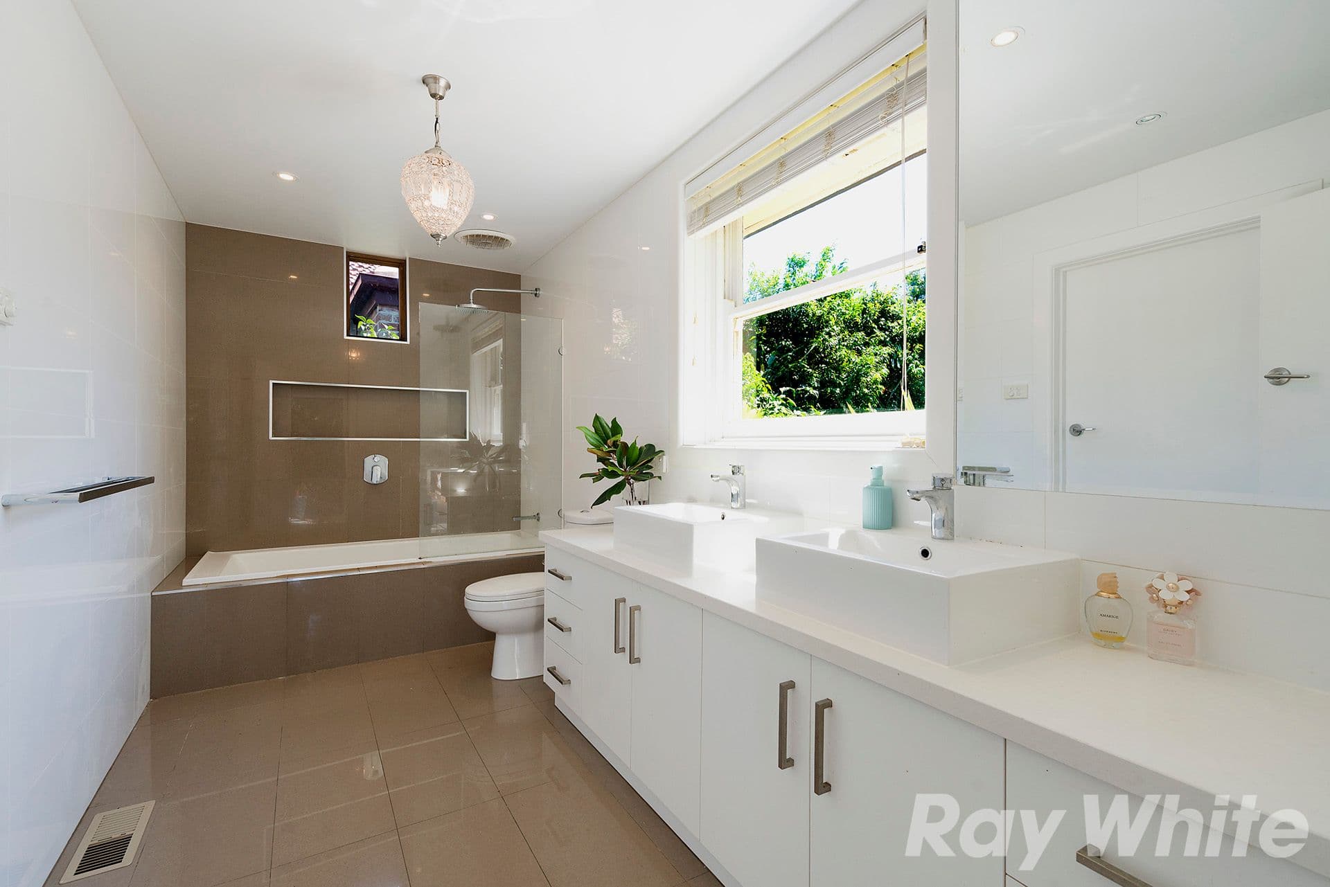 13 Barrett Street, Cheltenham VIC 3192, Cheltenham - Thumbnail 5