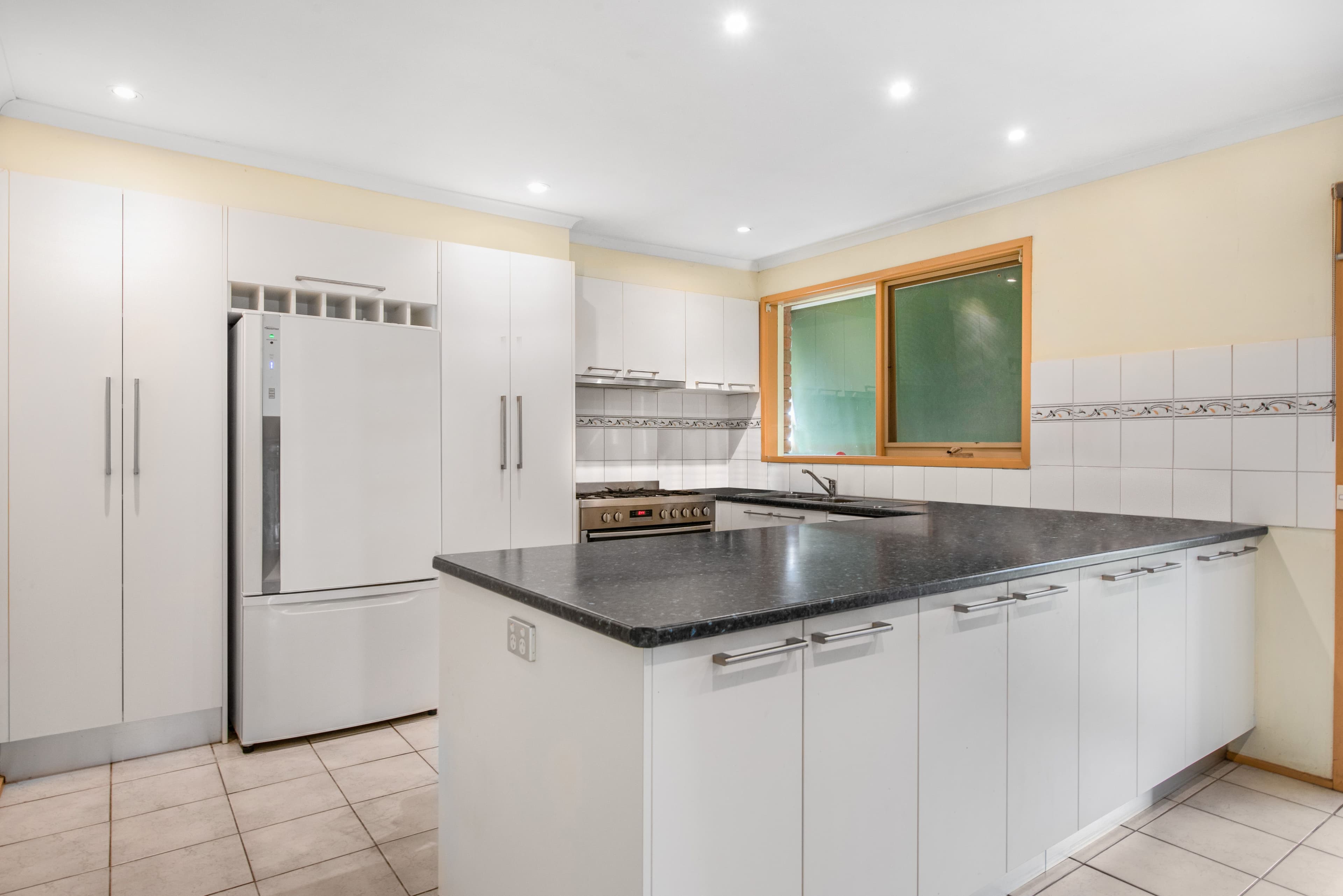 69 Pommel Street, Pakenham VIC 3810, Pakenham - Thumbnail 4