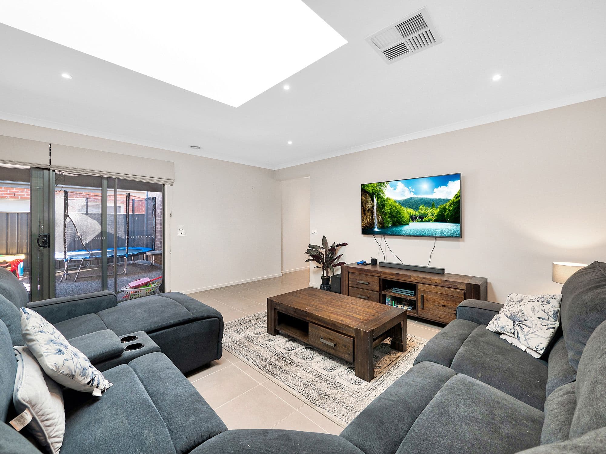 5 Gladiolus Circuit, Cranbourne North VIC 3977, Cranbourne North - Thumbnail 8