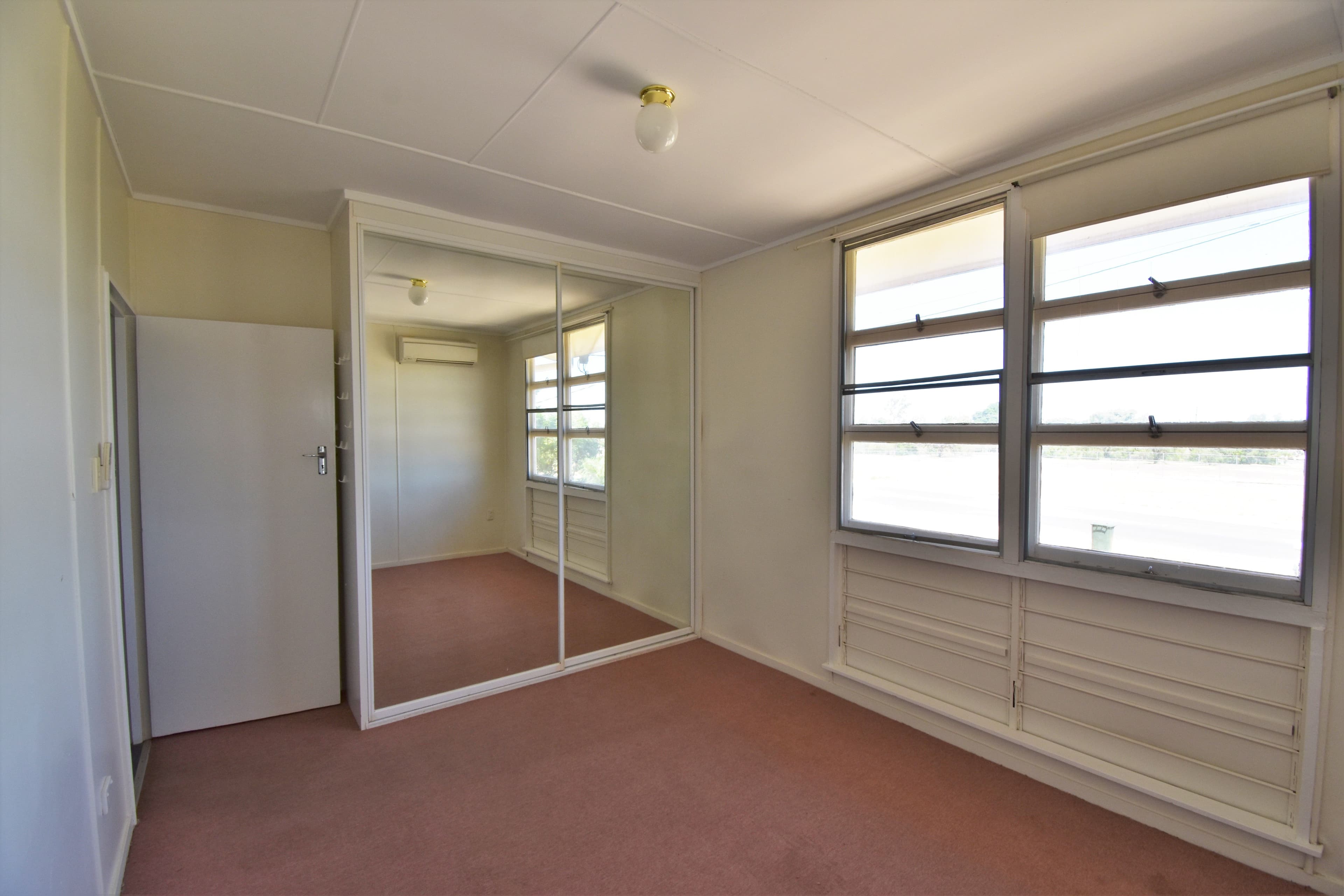 62 Plover Street, Longreach QLD 4730, Longreach - Thumbnail 5