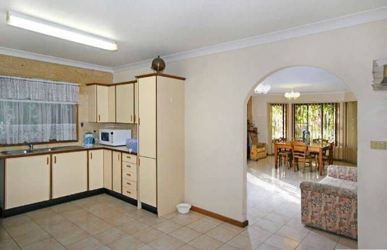 17 Mountain Ash Drive, UMINA BEACH NSW 2257, Umina Beach - Thumbnail 2