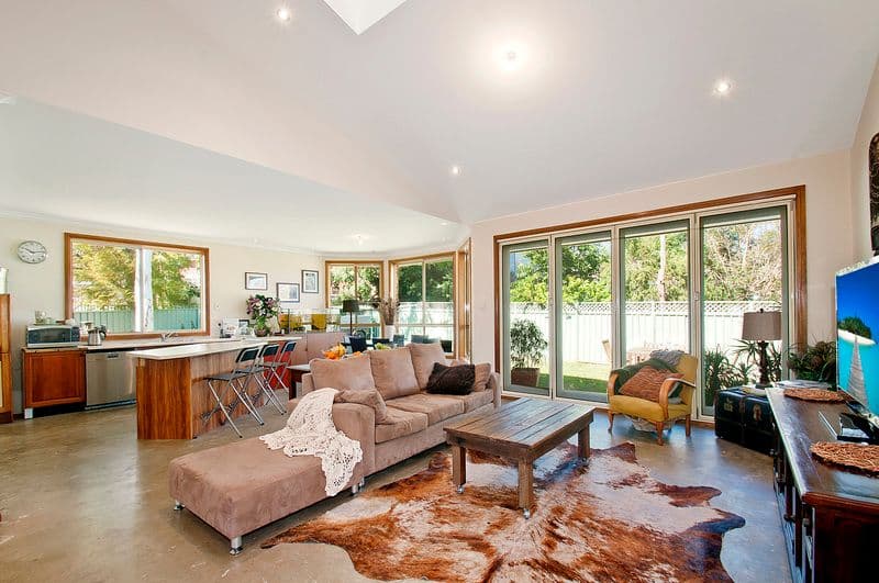 9 Kincumber Place, ENGADINE NSW 2233, Engadine - Thumbnail 2