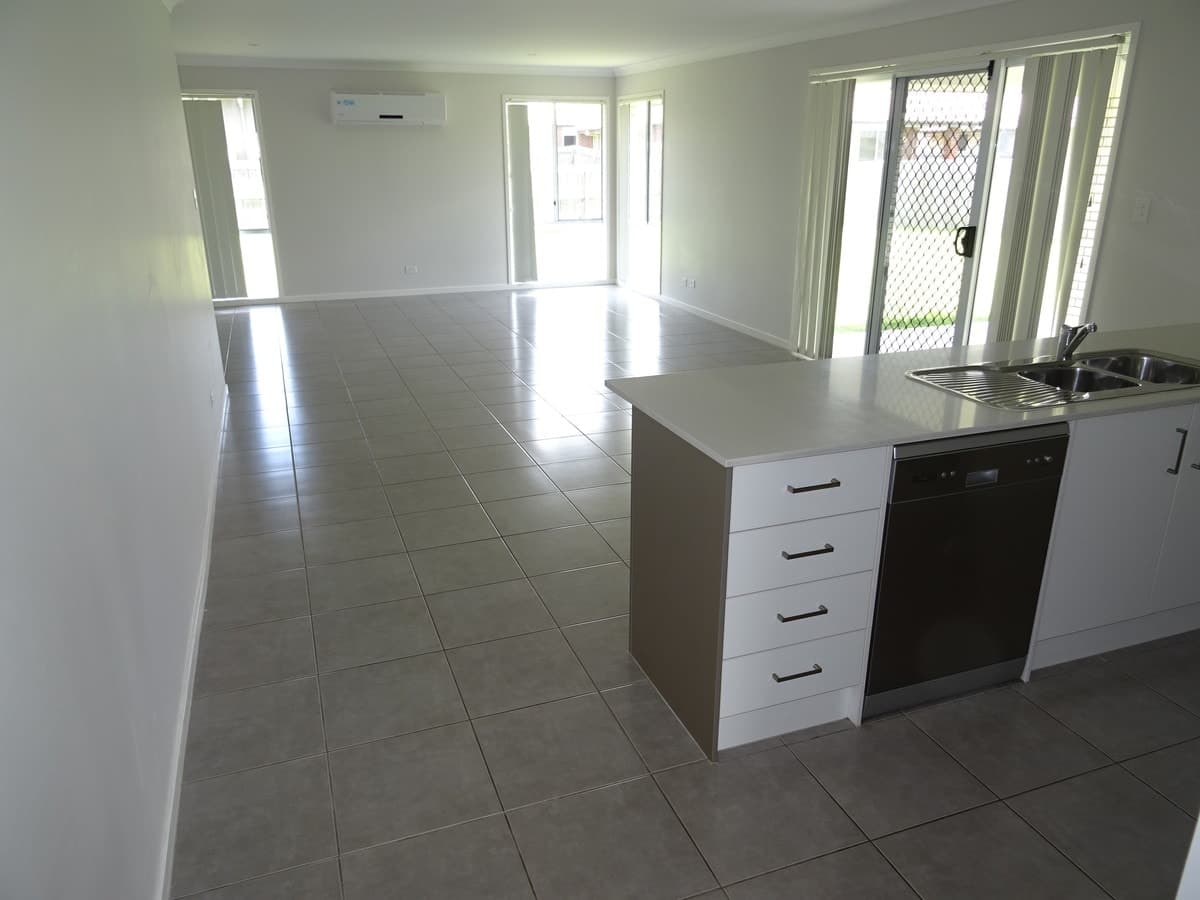 9 Vivian Hancock Drive, North Booval QLD 4304, North Booval - Thumbnail 7