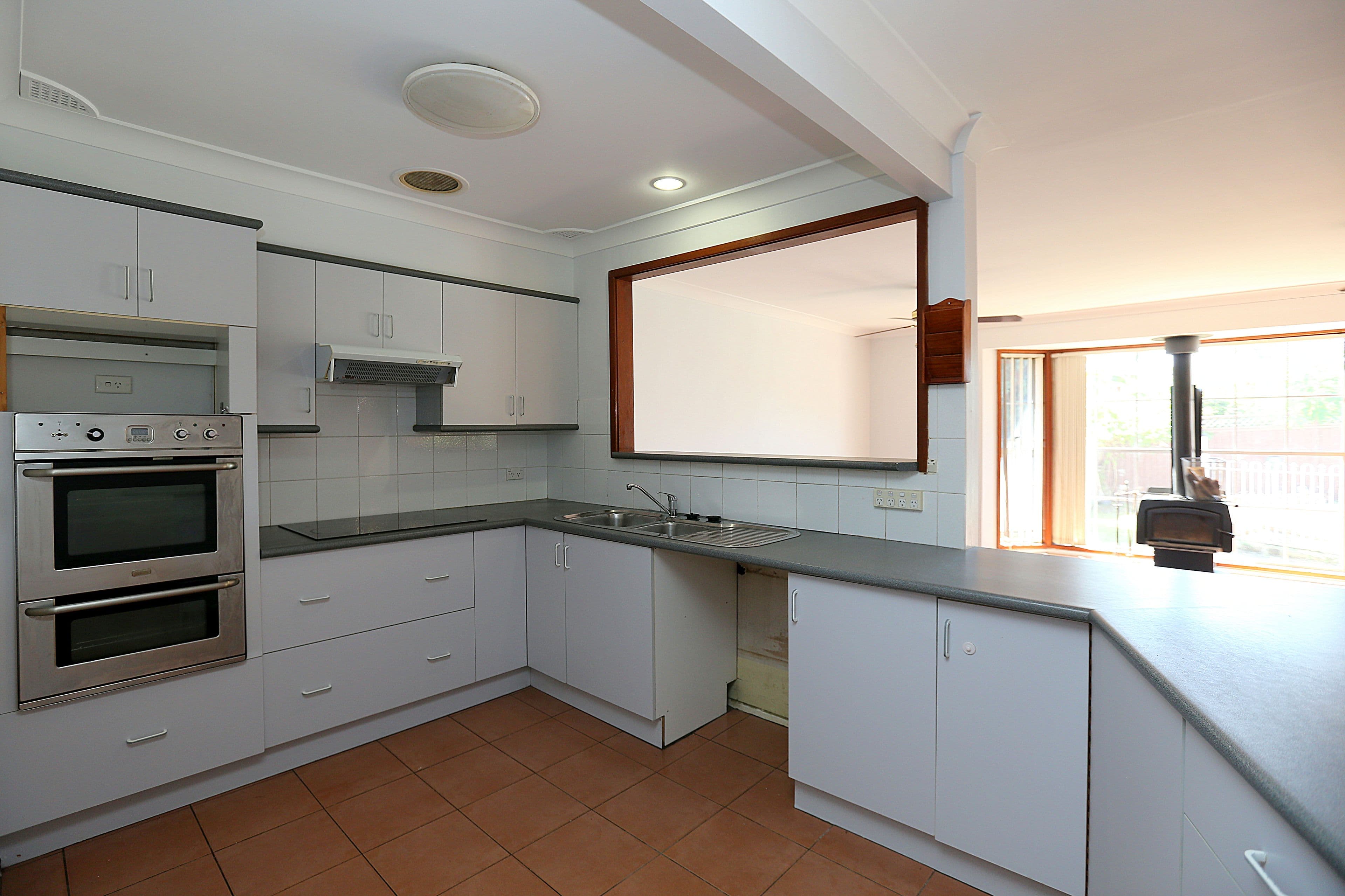 130 Rex Road, Georges Hall - Thumbnail 7