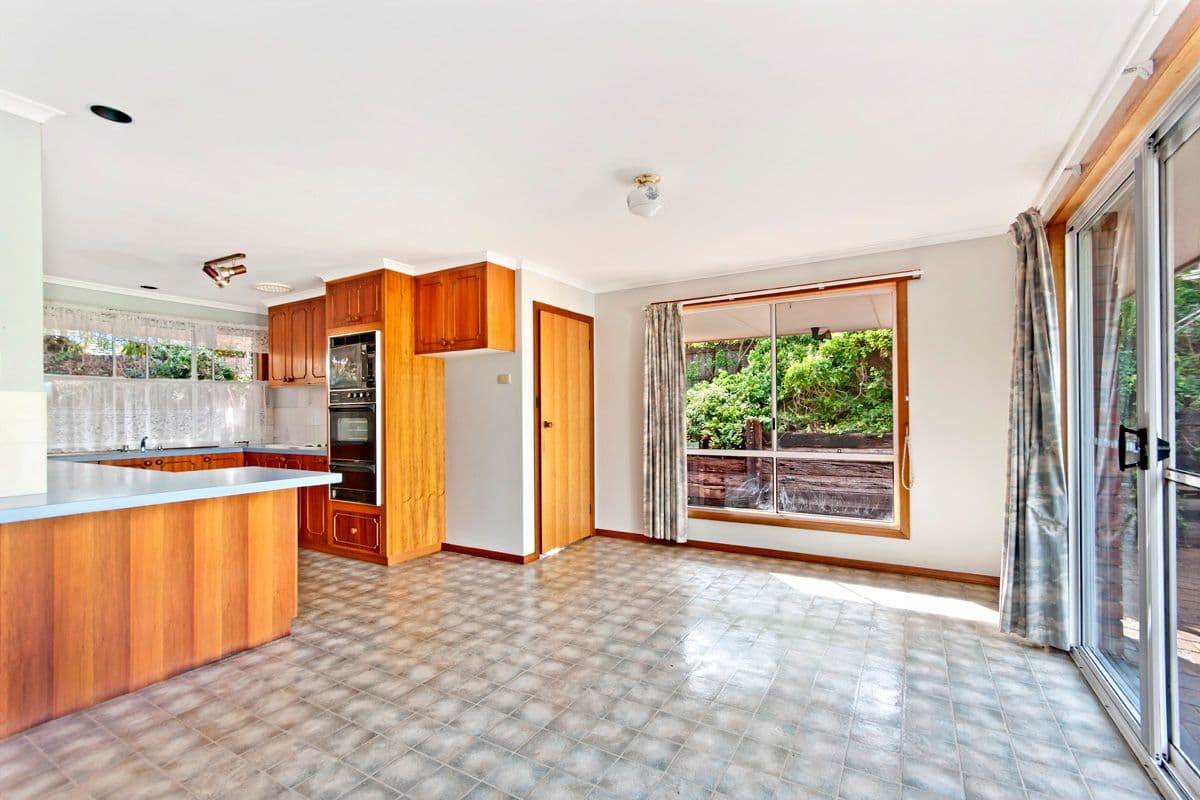 18 Hibiscus Avenue, Warrnambool VIC 3280, Warrnambool - Thumbnail 4