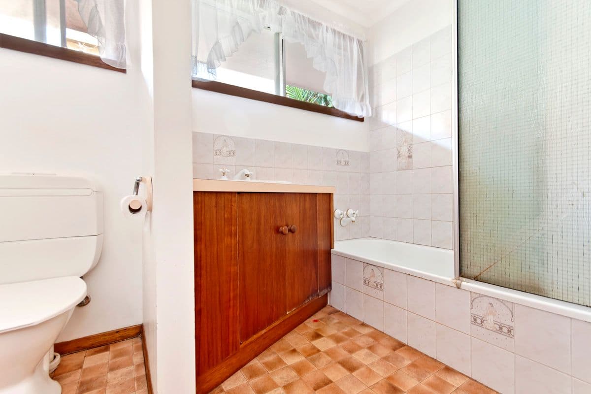 18 Hibiscus Avenue, Warrnambool VIC 3280, Warrnambool - Thumbnail 6