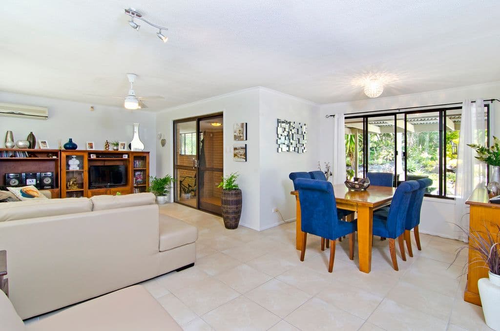 35 Hardys Road, MUDGEERABA QLD 4213, Mudgeeraba - Thumbnail 2