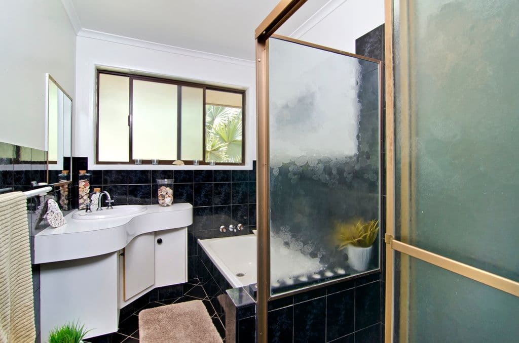 35 Hardys Road, MUDGEERABA QLD 4213, Mudgeeraba - Thumbnail 6