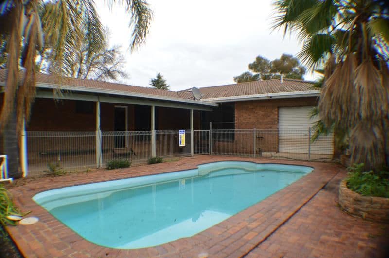 31 Meadowbank Drive, DUBBO NSW 2830, Dubbo - Thumbnail 4