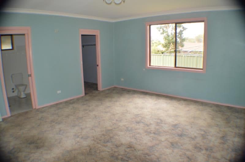 31 Meadowbank Drive, DUBBO NSW 2830, Dubbo - Thumbnail 5