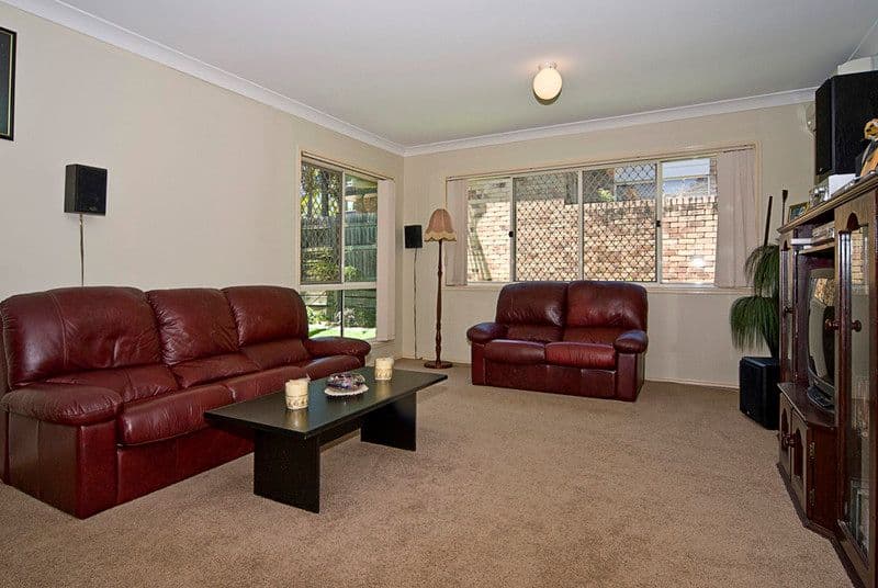 4 Umbel Place, CALAMVALE QLD 4116, Calamvale - Thumbnail 2