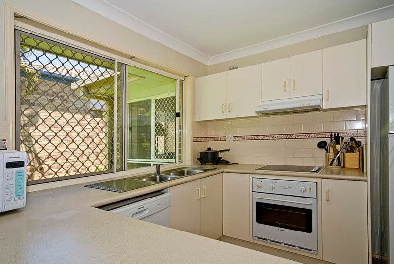 4 Umbel Place, CALAMVALE QLD 4116, Calamvale - Thumbnail 5