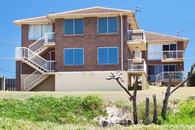 61 Hedges Avenue, MERMAID BEACH QLD 4218, Mermaid Beach - Thumbnail 3