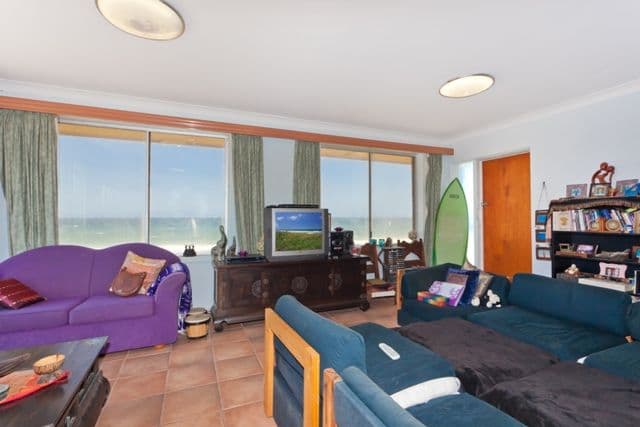 61 Hedges Avenue, MERMAID BEACH QLD 4218, Mermaid Beach - Thumbnail 6